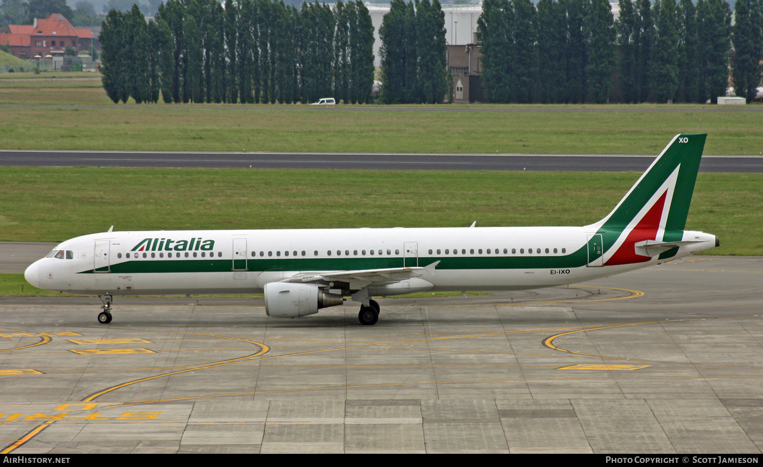 Aircraft Photo of EI-IXO | Airbus A321-112 | Alitalia | AirHistory.net #243834