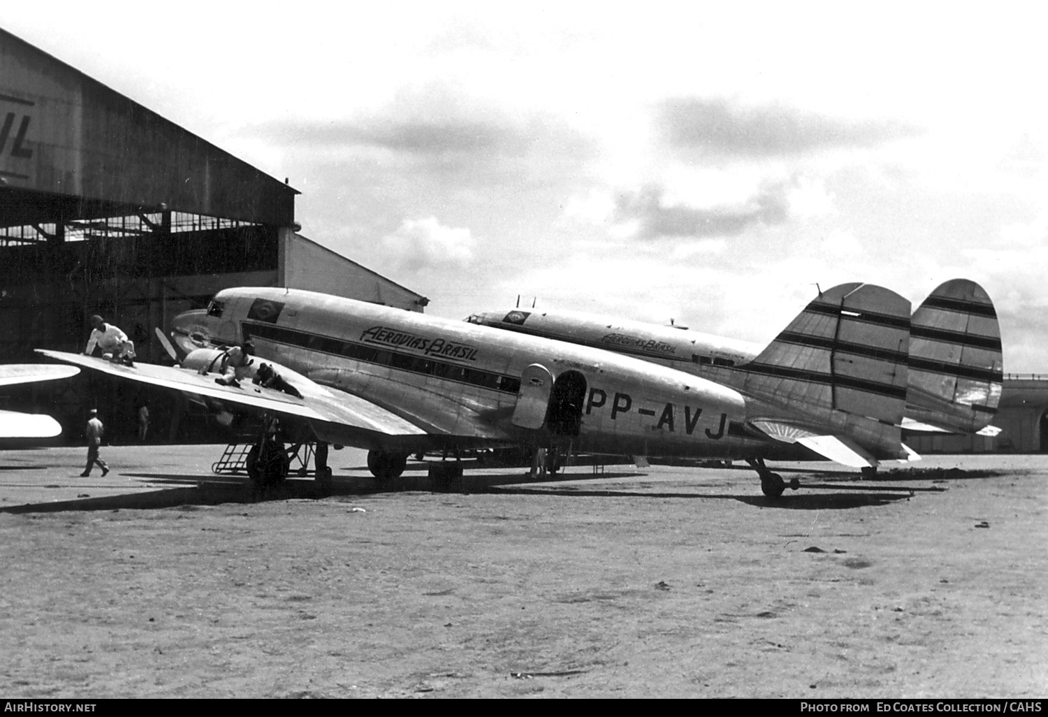 Aircraft Photo of PP-AVJ | Douglas C-53 Skytrooper | Aerovias Brasil | AirHistory.net #243988