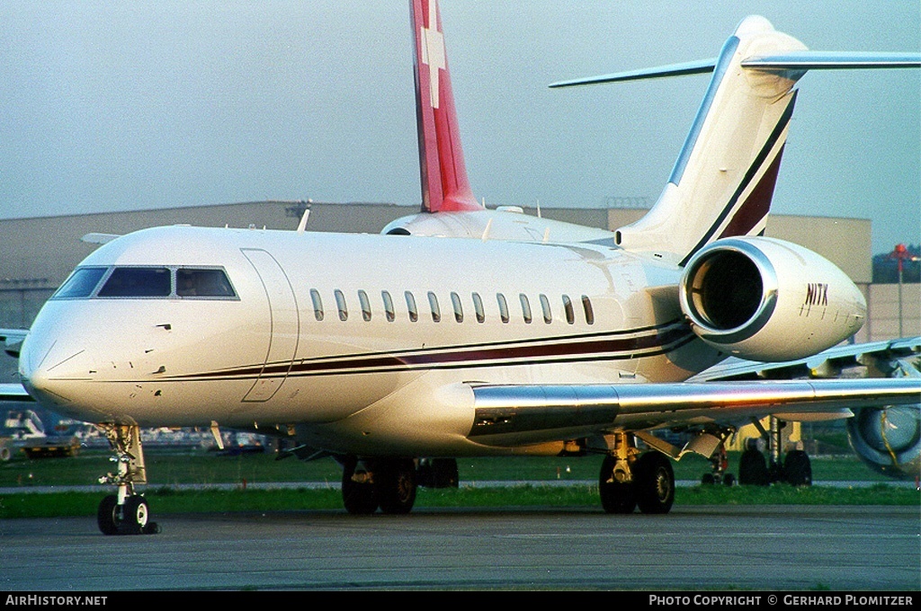 Aircraft Photo of N1TK | Bombardier Global Express (BD-700-1A10) | AirHistory.net #244012