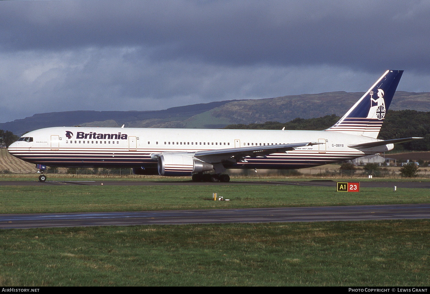Aircraft Photo of G-OBYB | Boeing 767-304/ER | Britannia Airways | AirHistory.net #244033