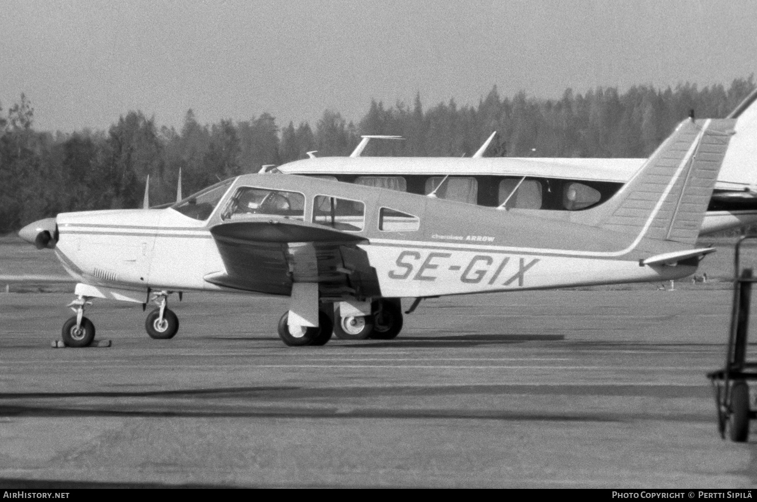 Aircraft Photo of SE-GIX | Piper PA-28R-200 Cherokee Arrow II | AirHistory.net #244044