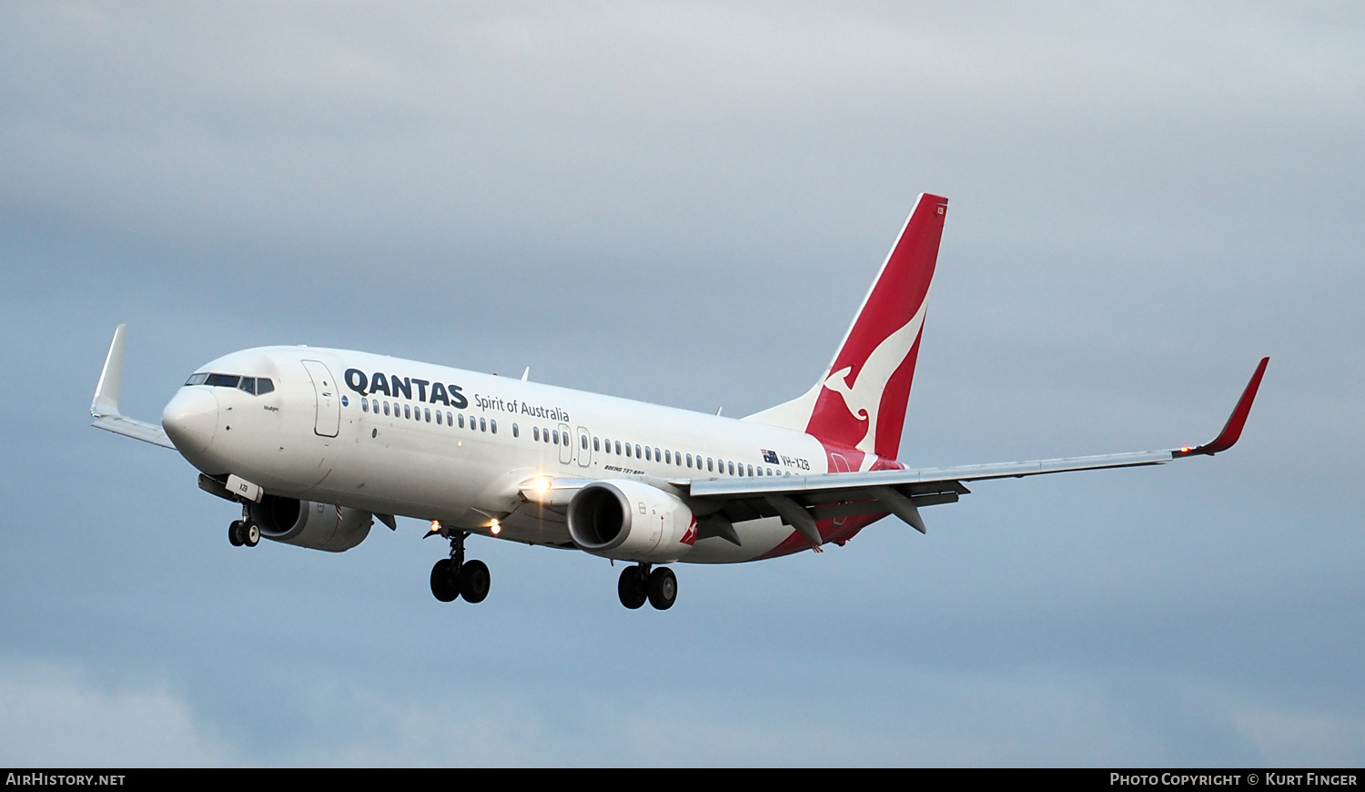 Aircraft Photo of VH-XZB | Boeing 737-800 | Qantas | AirHistory.net #244095
