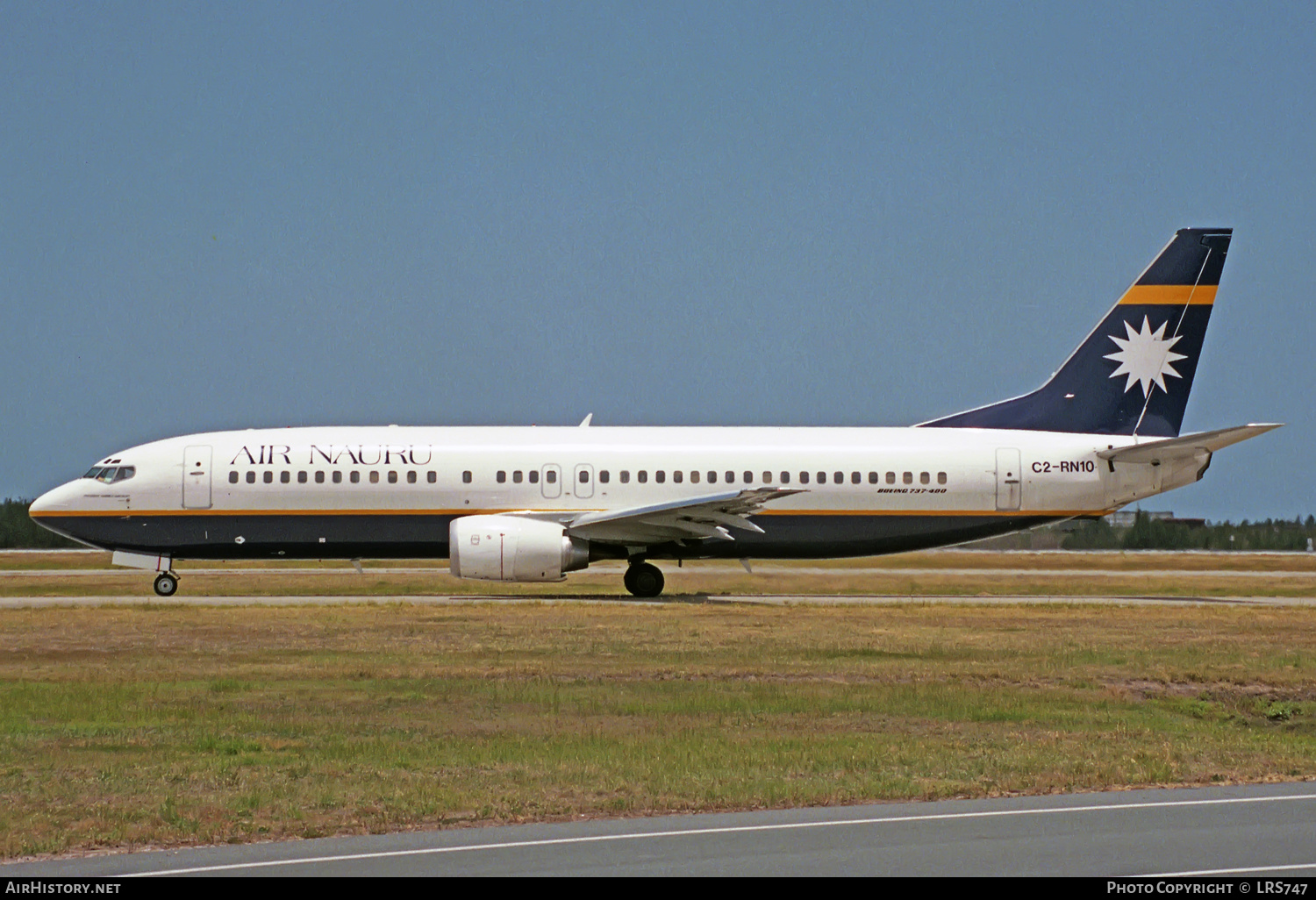 Aircraft Photo of C2-RN10 | Boeing 737-4L7 | Air Nauru | AirHistory.net #244114
