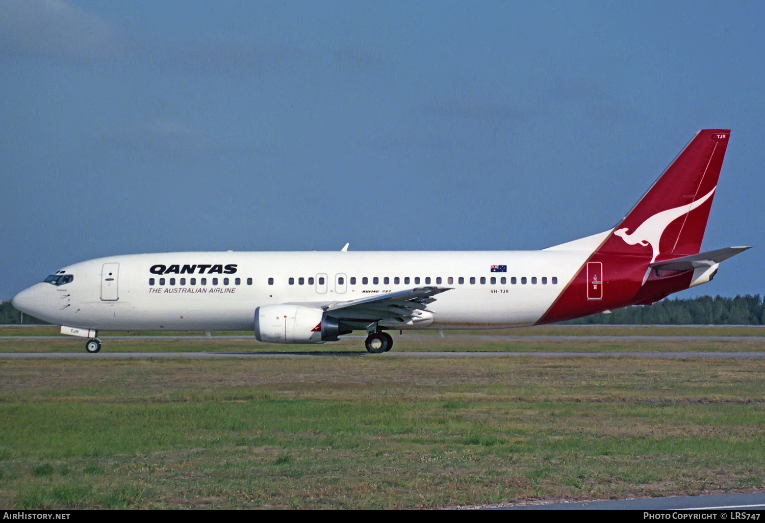 Aircraft Photo of VH-TJR | Boeing 737-476 | Qantas | AirHistory.net #244120