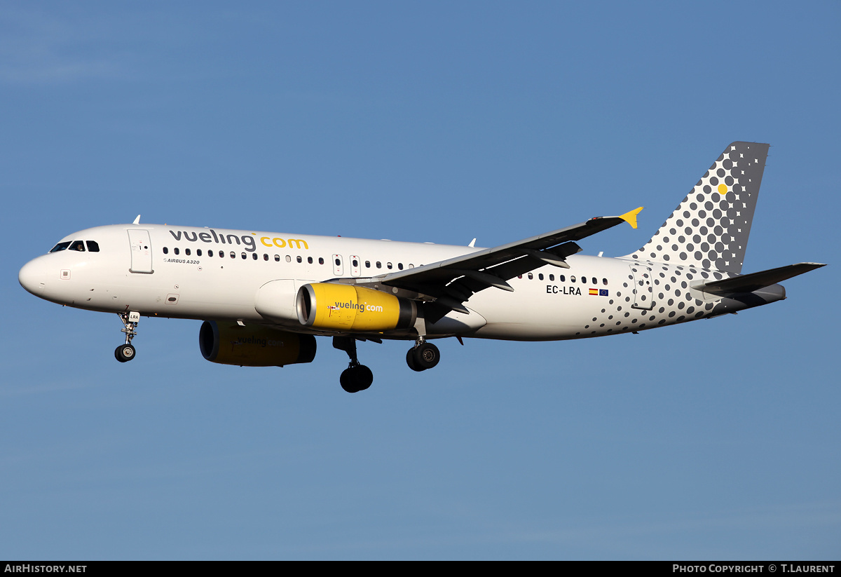 Aircraft Photo of EC-LRA | Airbus A320-232 | Vueling Airlines | AirHistory.net #244131