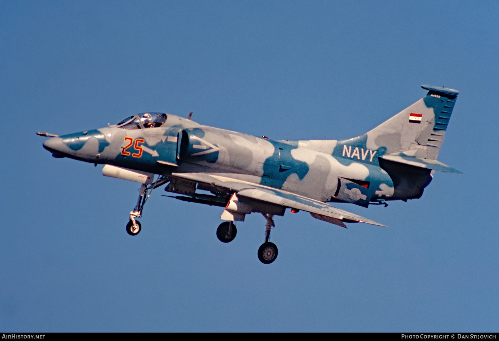 Aircraft Photo of 155064 | Douglas A-4F Skyhawk | USA - Navy | AirHistory.net #244208