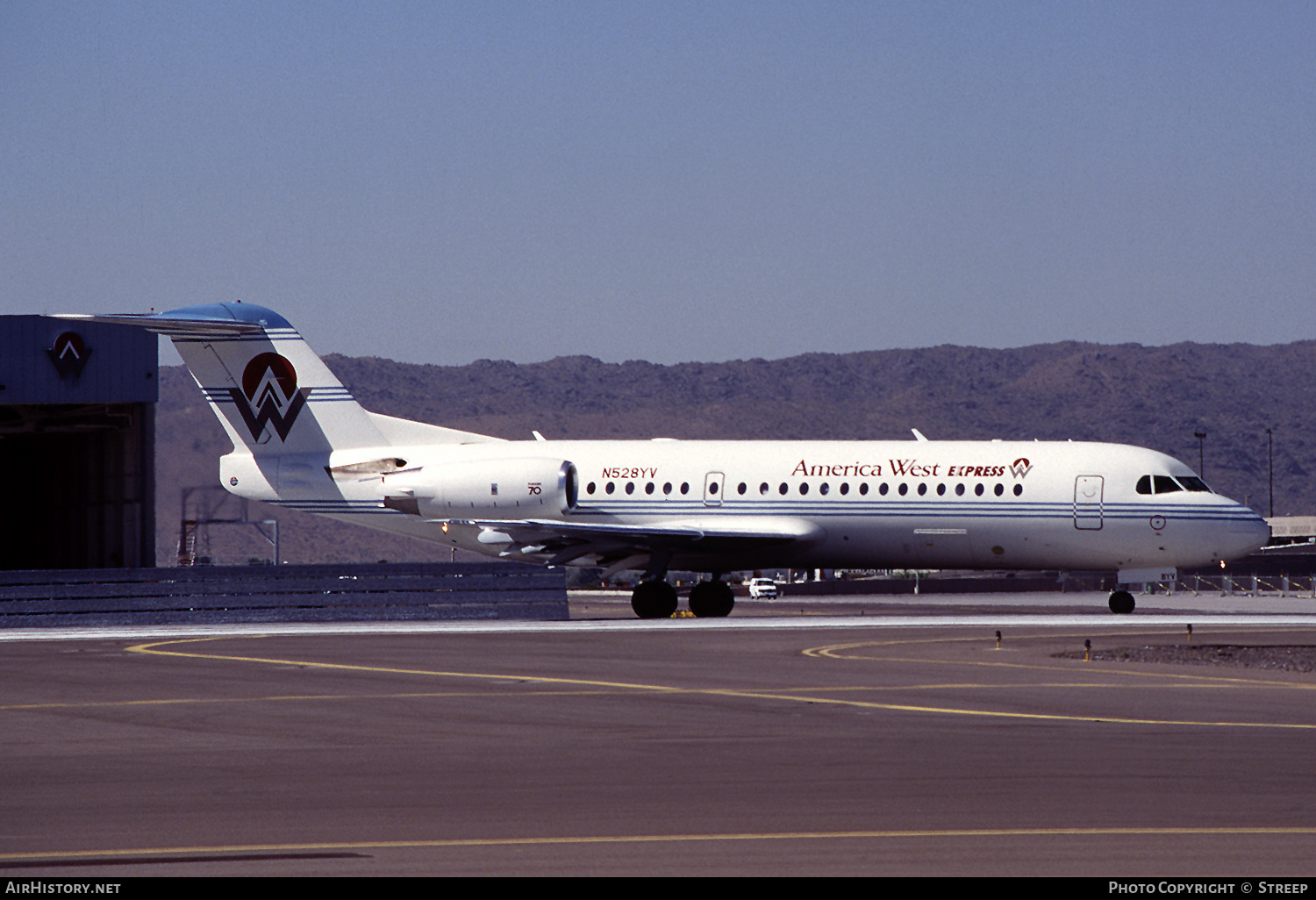 Aircraft Photo of N528YV | Fokker 70 (F28-0070) | America West Express | AirHistory.net #244226