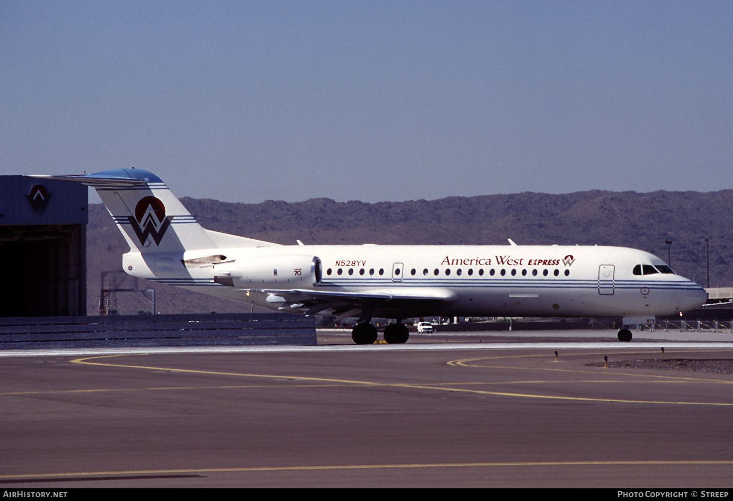 Aircraft Photo of N528YV | Fokker 70 (F28-0070) | America West Express | AirHistory.net #244226
