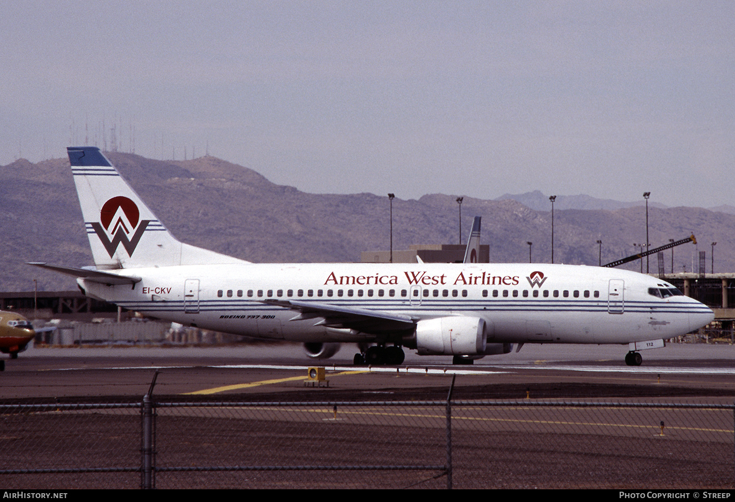 Aircraft Photo of EI-CKV | Boeing 737-3Y0 | America West Airlines | AirHistory.net #244245