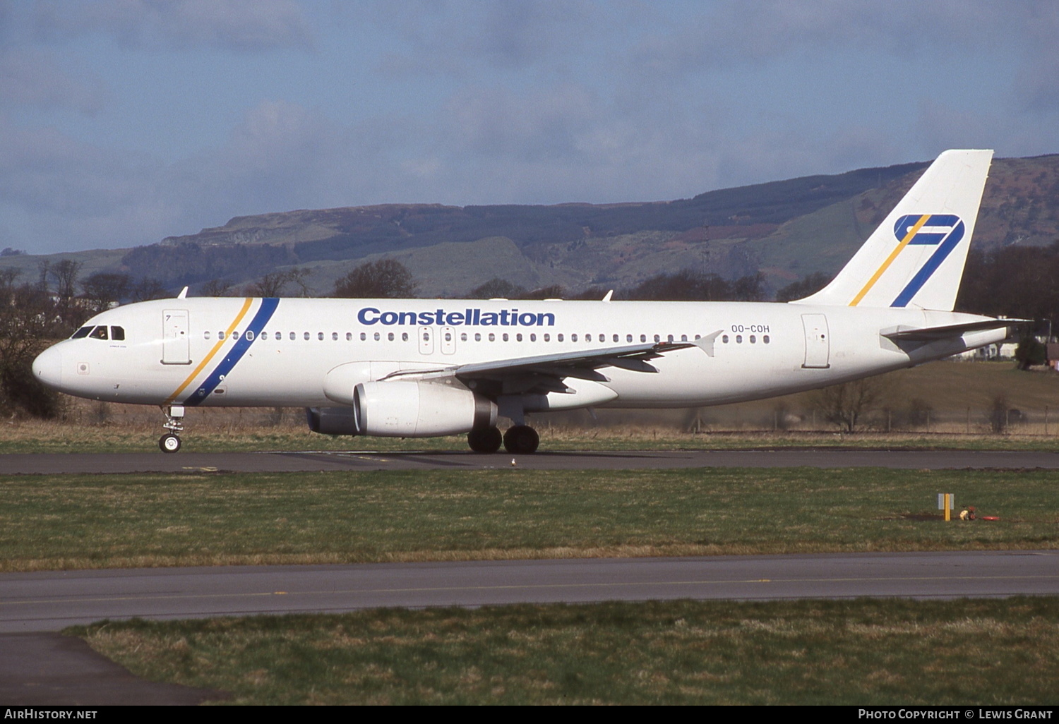 Aircraft Photo of OO-COH | Airbus A320-232 | Constellation International Airlines | AirHistory.net #244321