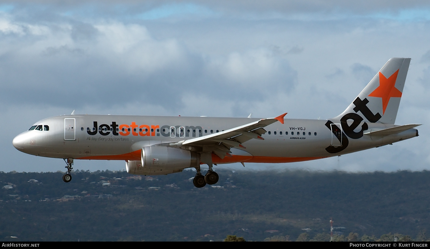 Aircraft Photo of VH-VGJ | Airbus A320-232 | Jetstar Airways | AirHistory.net #244516