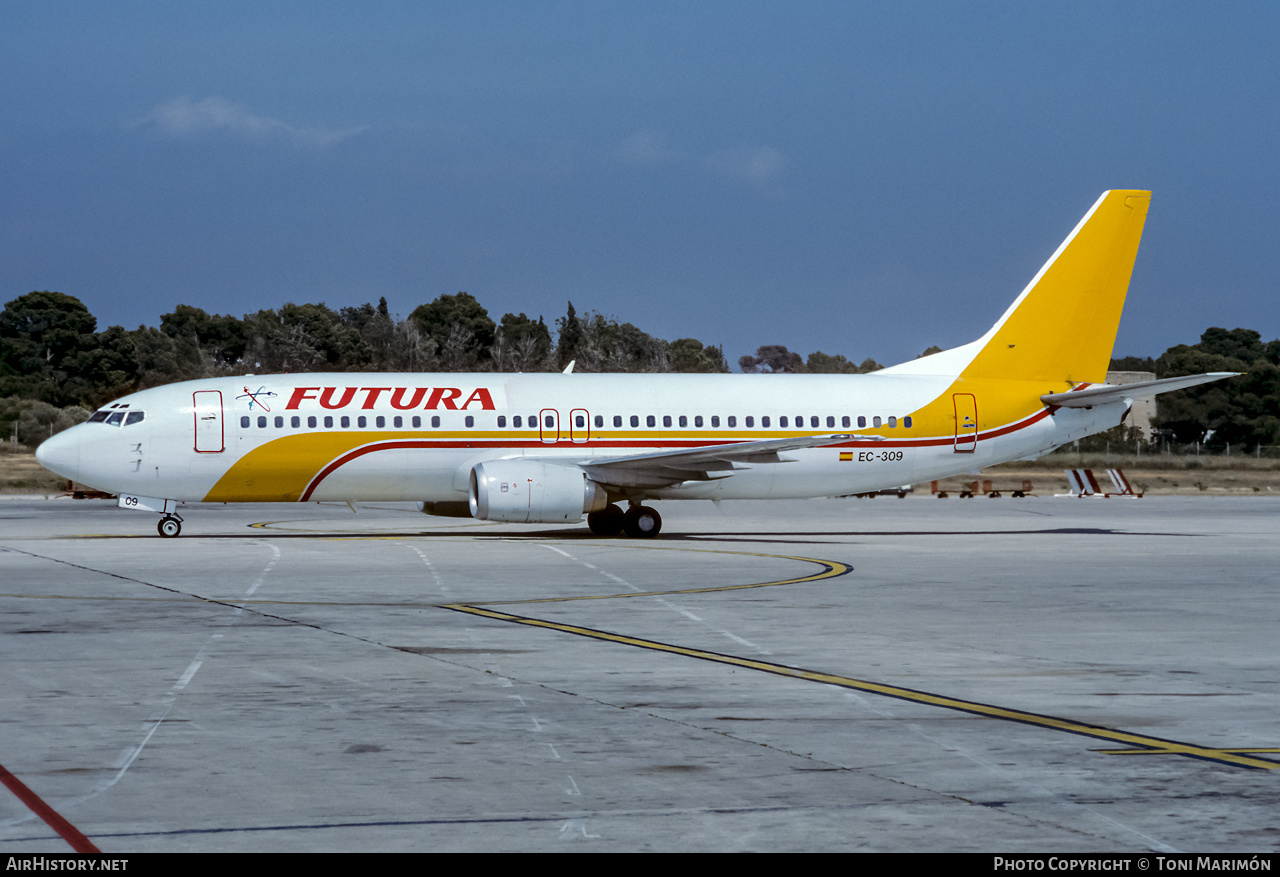 Aircraft Photo of EC-309 | Boeing 737-46B | Futura International Airways | AirHistory.net #244591