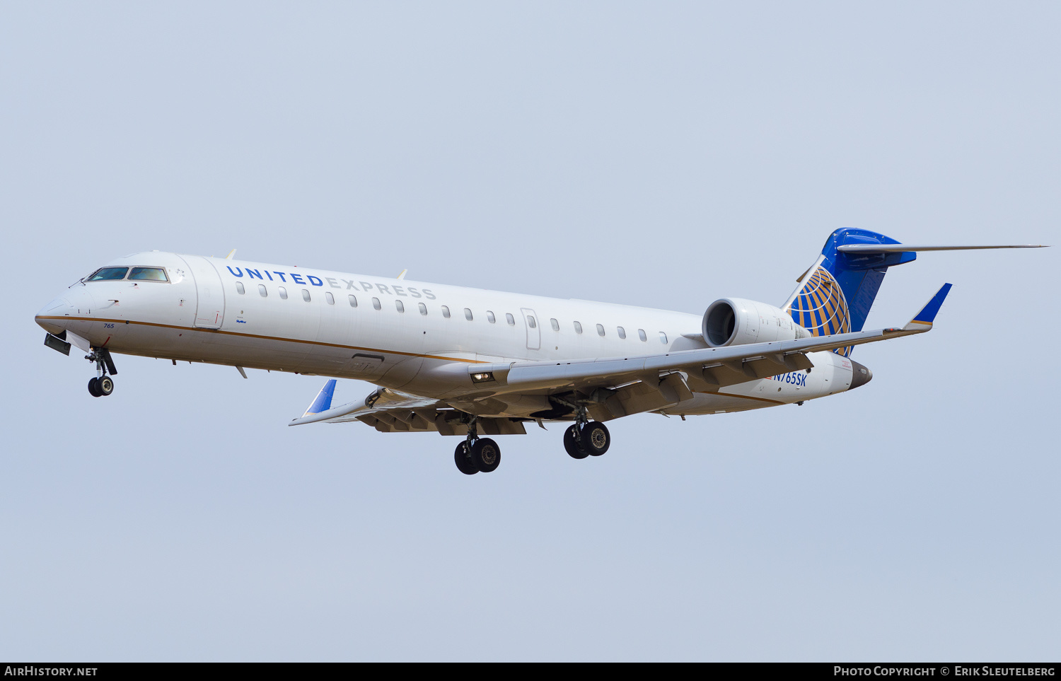 Aircraft Photo of N765SK | Bombardier CRJ-701ER (CL-600-2C10) | United Express | AirHistory.net #244671