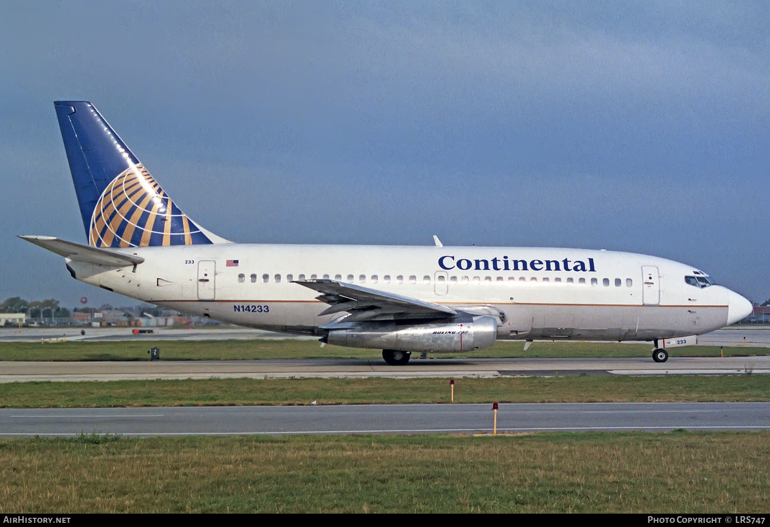 Aircraft Photo of N14233 | Boeing 737-217 | Continental Airlines | AirHistory.net #244697