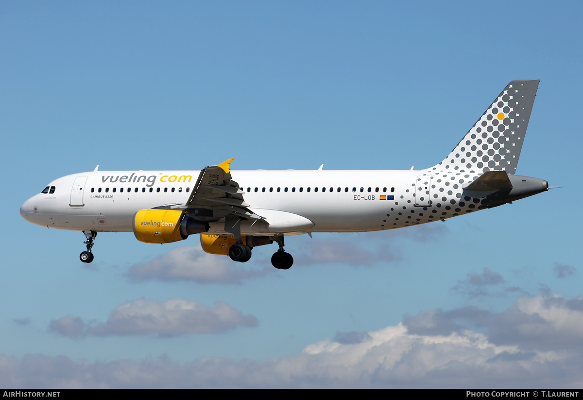 Aircraft Photo of EC-LOB | Airbus A320-214 | Vueling Airlines | AirHistory.net #244942