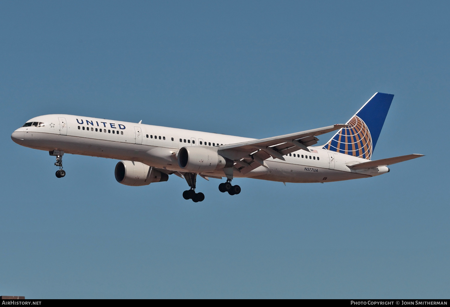 Aircraft Photo of N577UA | Boeing 757-222 | United Airlines | AirHistory.net #245025
