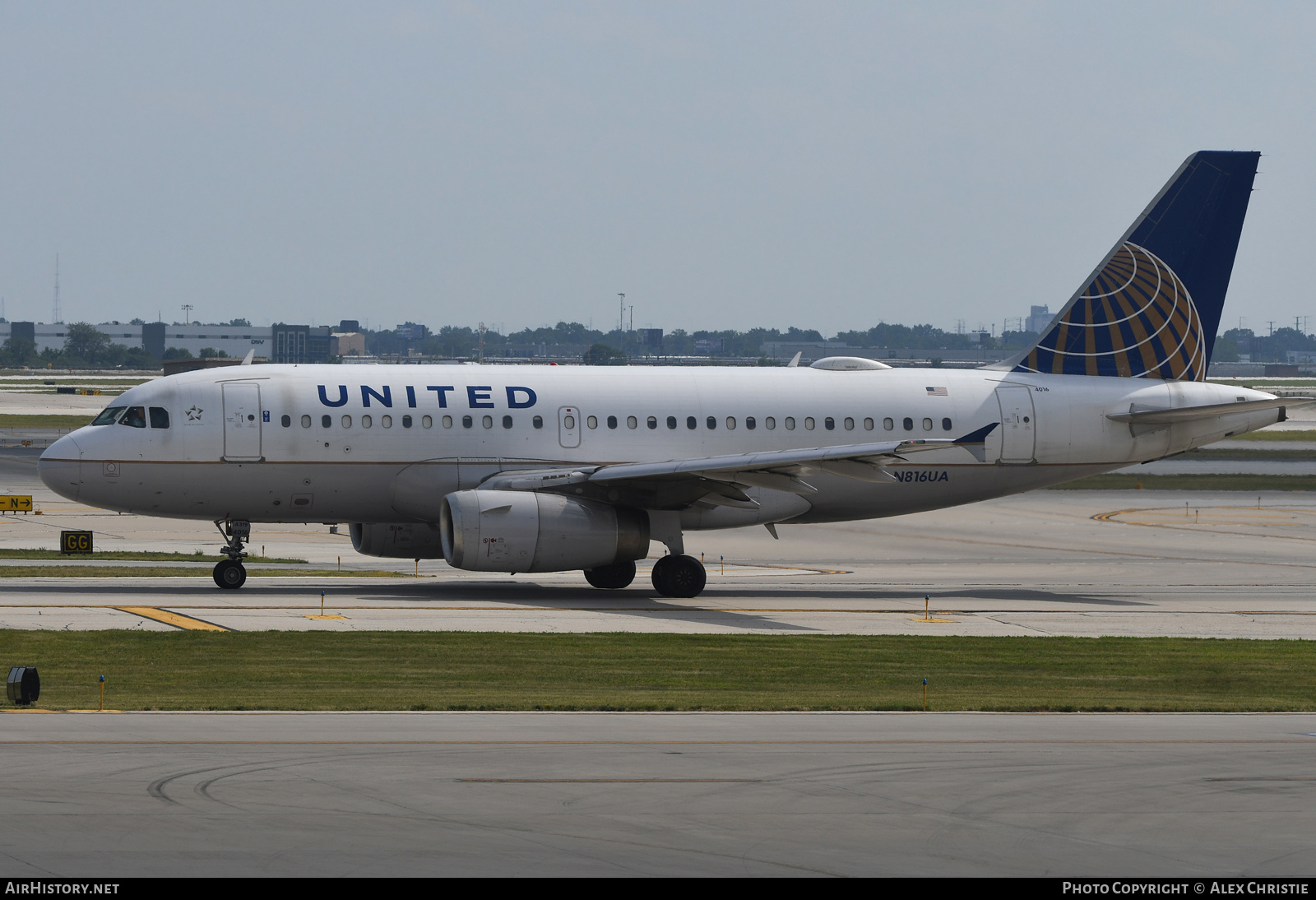 Aircraft Photo of N816UA | Airbus A319-131 | United Airlines | AirHistory.net #245053