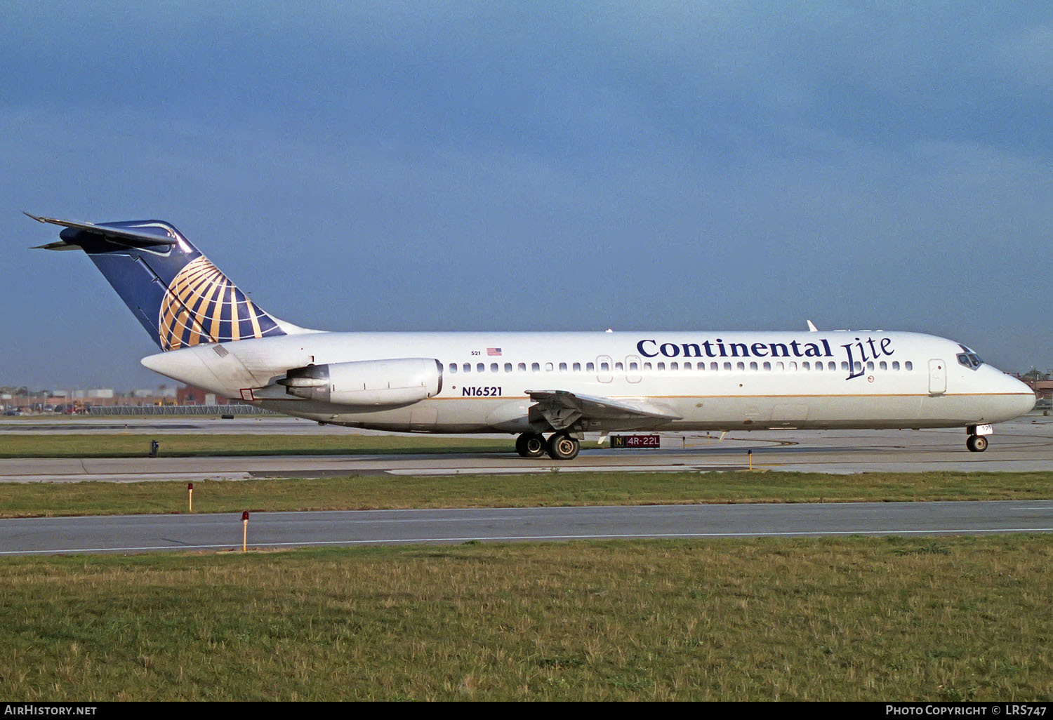 Aircraft Photo of N16521 | McDonnell Douglas DC-9-32 | Continental Lite | AirHistory.net #245068