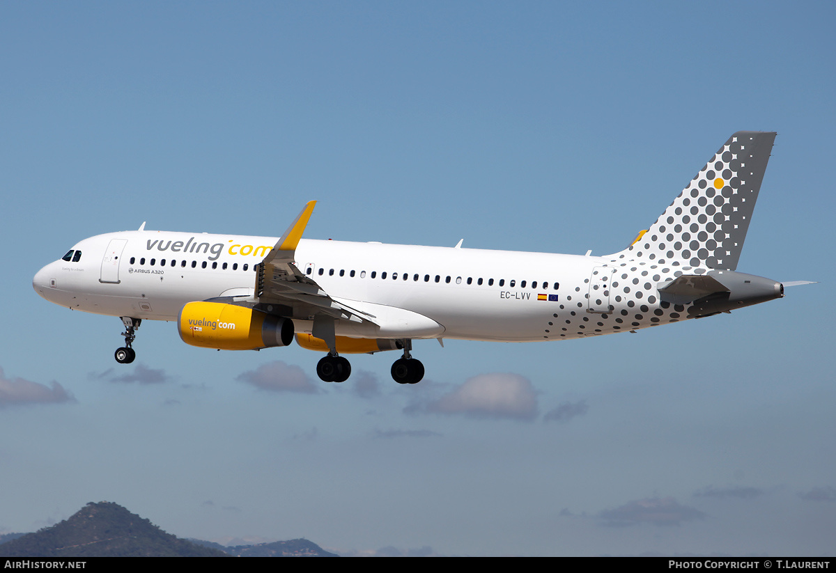 Aircraft Photo of EC-LVV | Airbus A320-232 | Vueling Airlines | AirHistory.net #245076