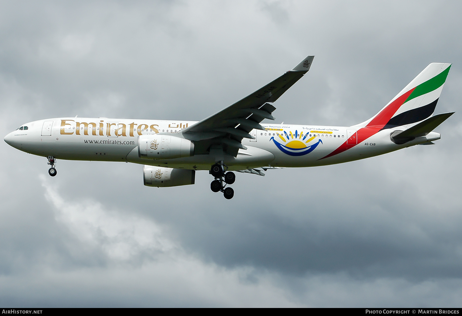 Aircraft Photo of A6-EAB | Airbus A330-243 | Emirates | AirHistory.net #245106