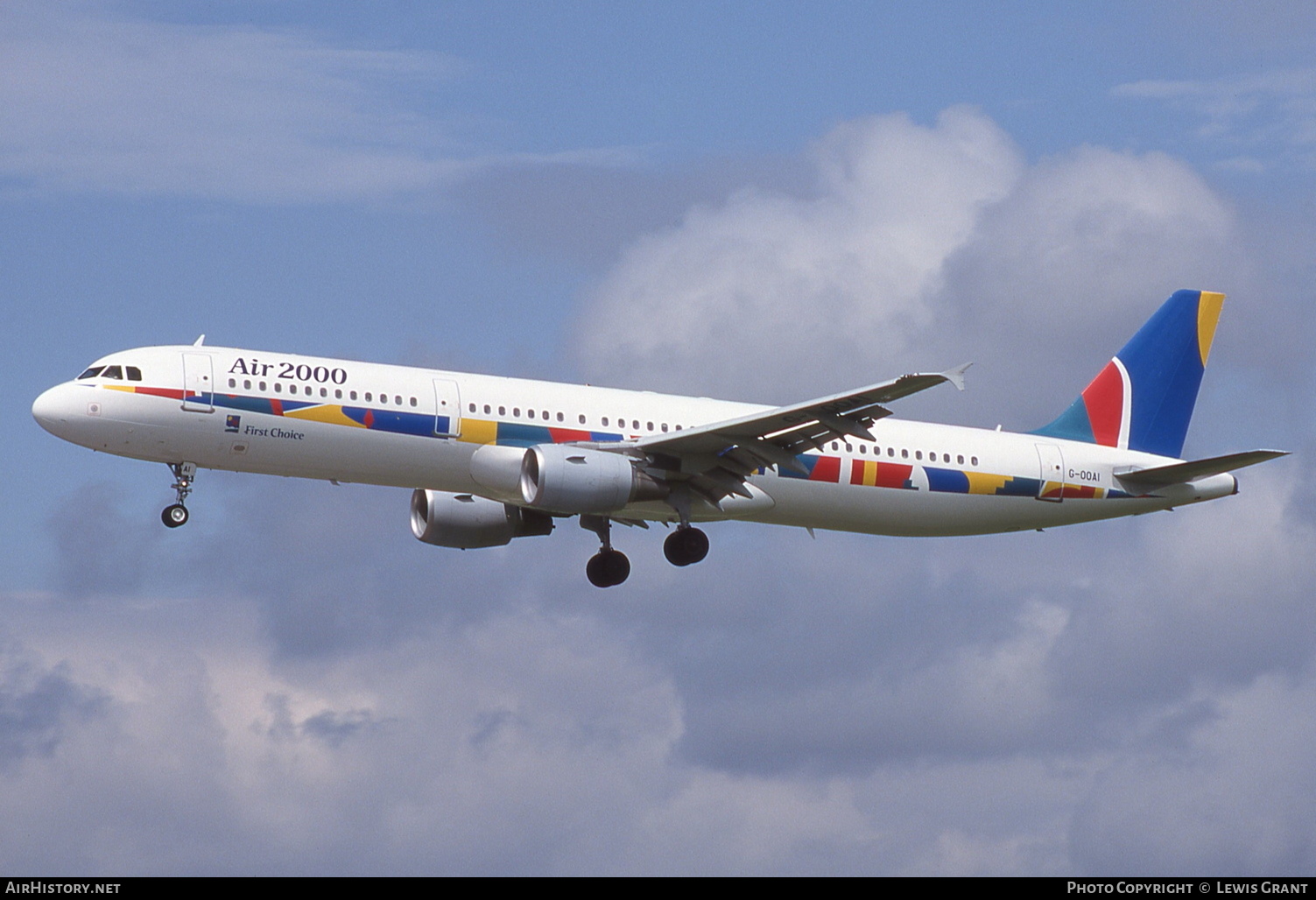 Aircraft Photo of G-OOAI | Airbus A321-211 | Air 2000 | AirHistory.net #245160