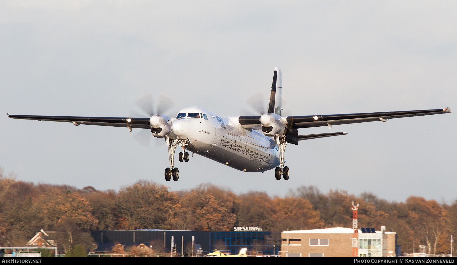 Aircraft Photo of OO-VLN | Fokker 50 | Vizion Air | AirHistory.net #245172