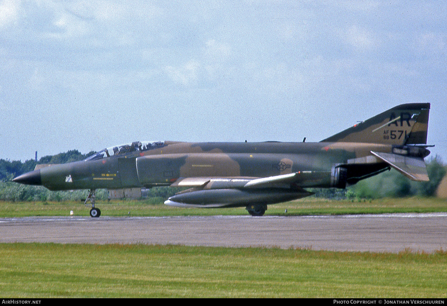 Aircraft Photo of 68-0571 / AF68-571 | McDonnell Douglas RF-4C Phantom II | USA - Air Force | AirHistory.net #245195