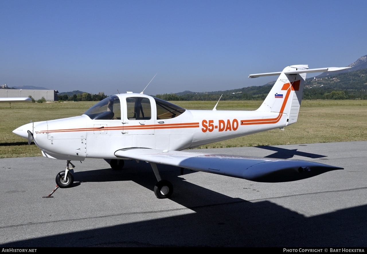 Aircraft Photo of S5-DAO | Piper PA-38-112 Tomahawk | AirHistory.net #245198