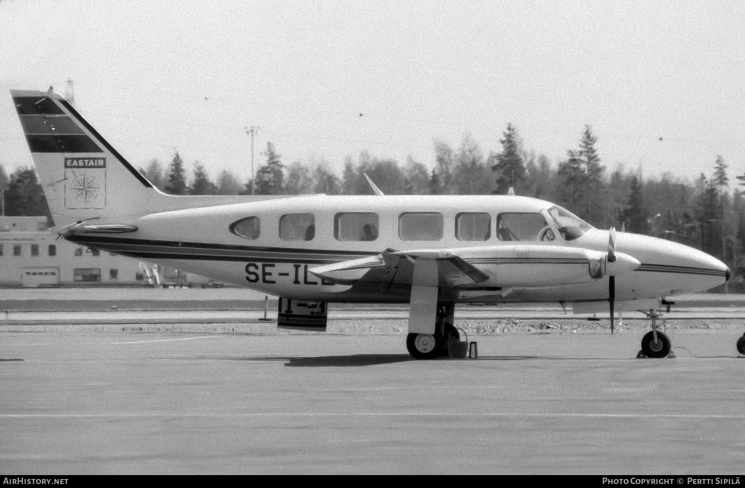 Aircraft Photo of SE-ILL | Piper PA-31-350 Navajo Chieftain | Eastair | AirHistory.net #245264