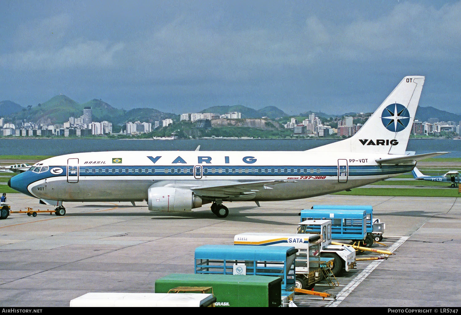 Aircraft Photo of PP-VOT | Boeing 737-341 | Varig | AirHistory.net #245308