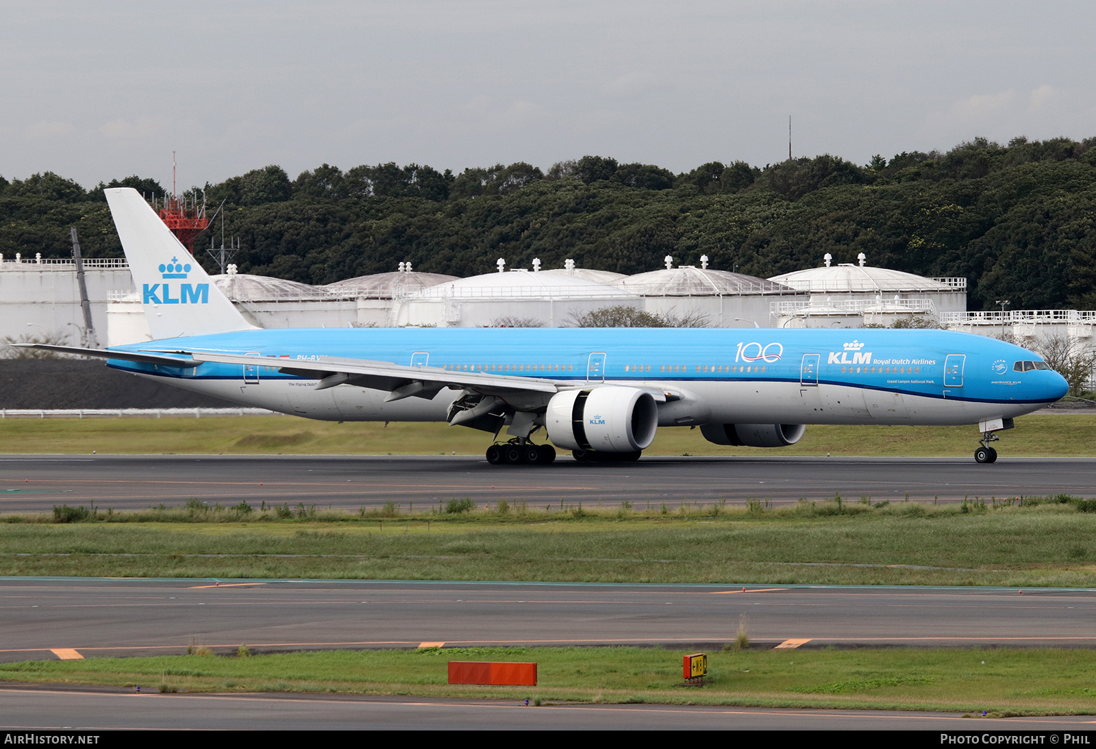 Aircraft Photo of PH-BVU | Boeing 777-300/ER | KLM - Royal Dutch Airlines | AirHistory.net #245326