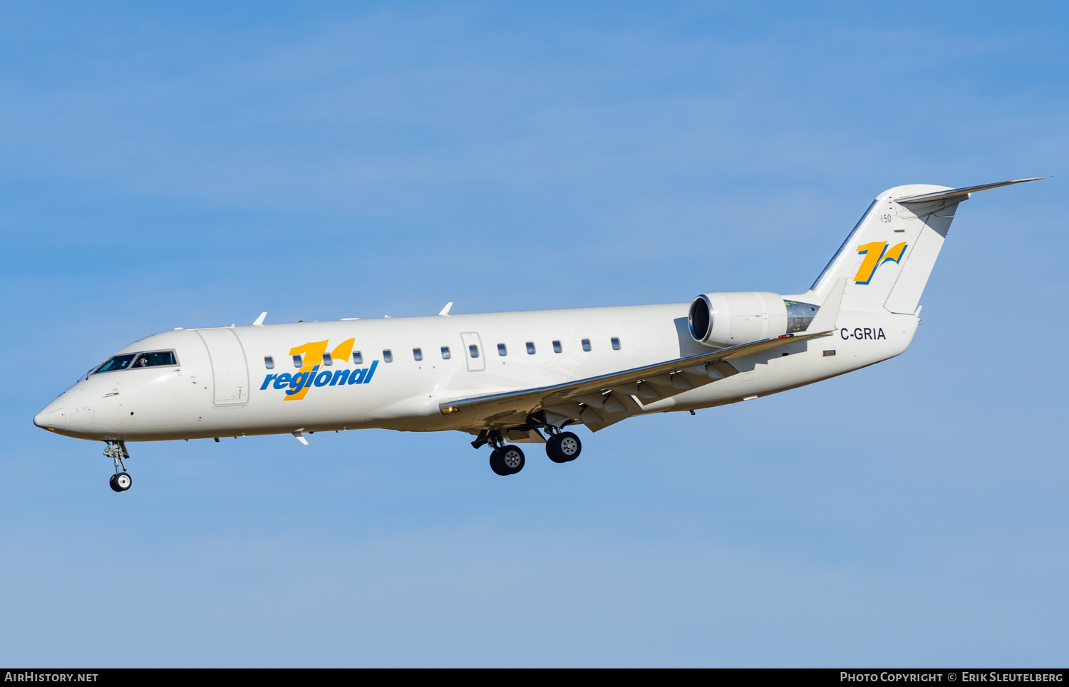 Aircraft Photo of C-GRIA | Bombardier CRJ-200ER (CL-600-2B19) | Regional 1 Airlines | AirHistory.net #245499