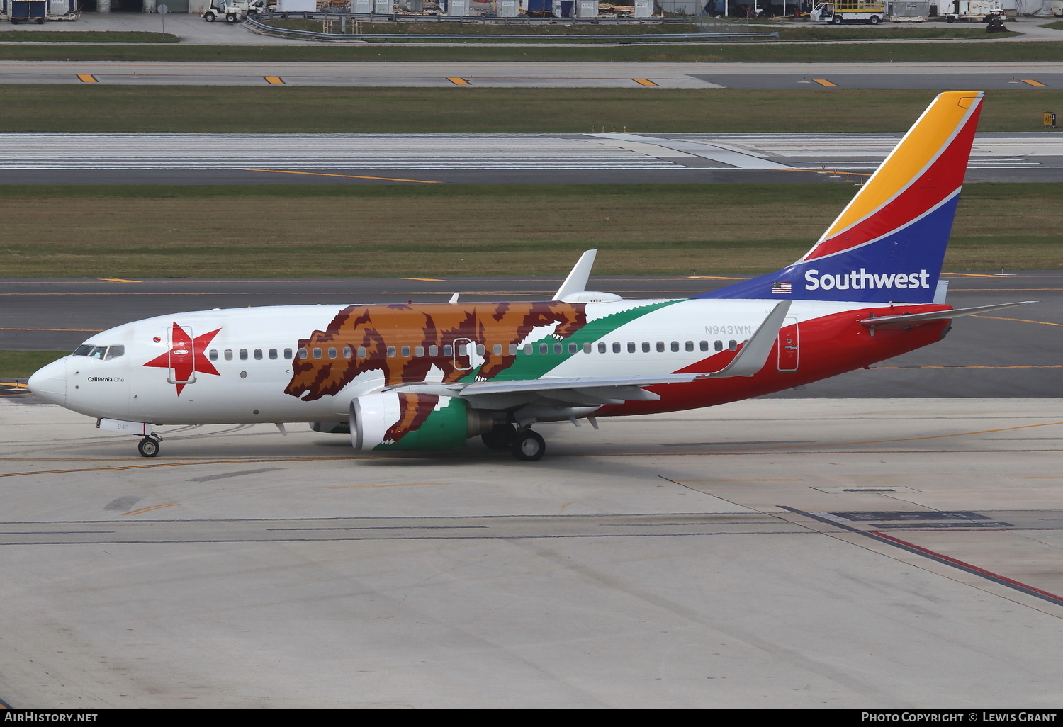 Aircraft Photo of N943WN | Boeing 737-7H4 | Southwest Airlines | AirHistory.net #245737