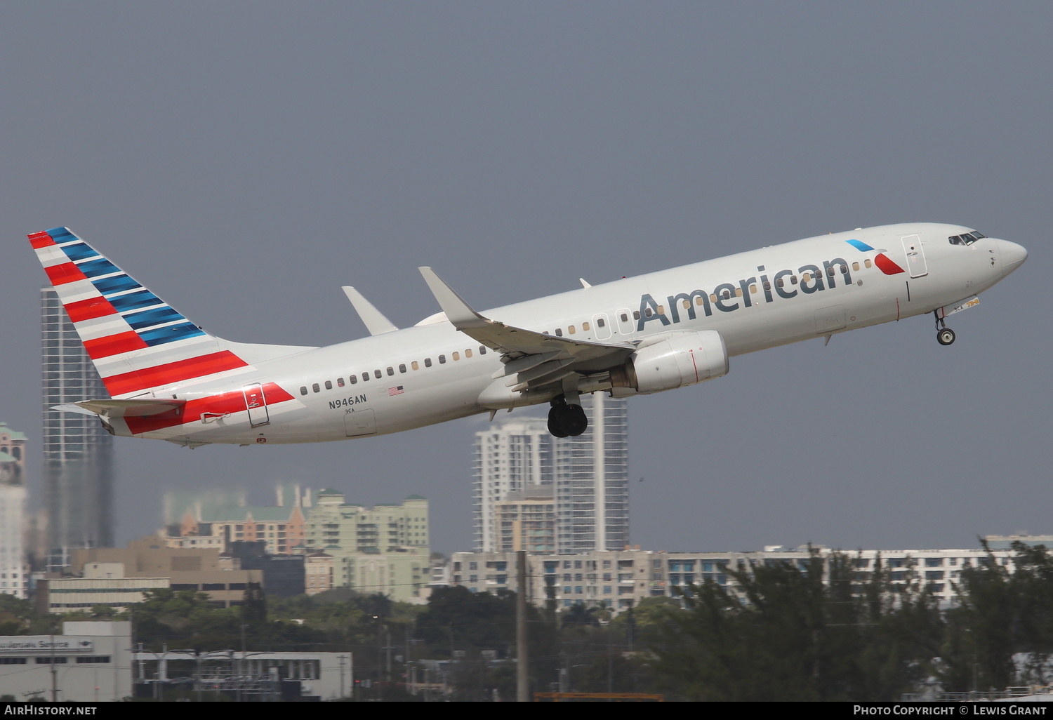 Aircraft Photo of N946AN | Boeing 737-823 | American Airlines | AirHistory.net #245743