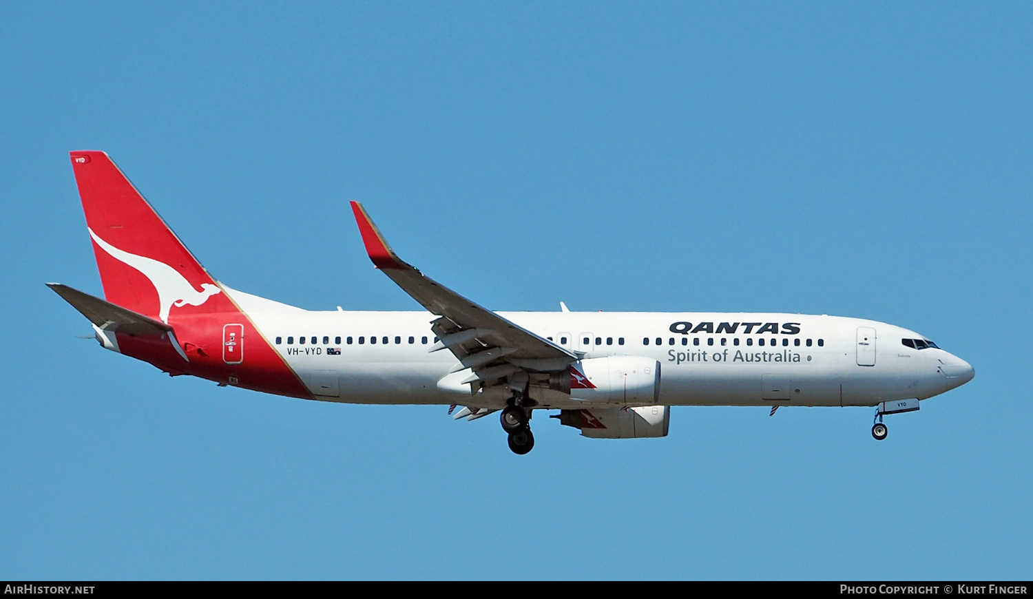 Aircraft Photo of VH-VYD | Boeing 737-838 | Qantas | AirHistory.net #245846