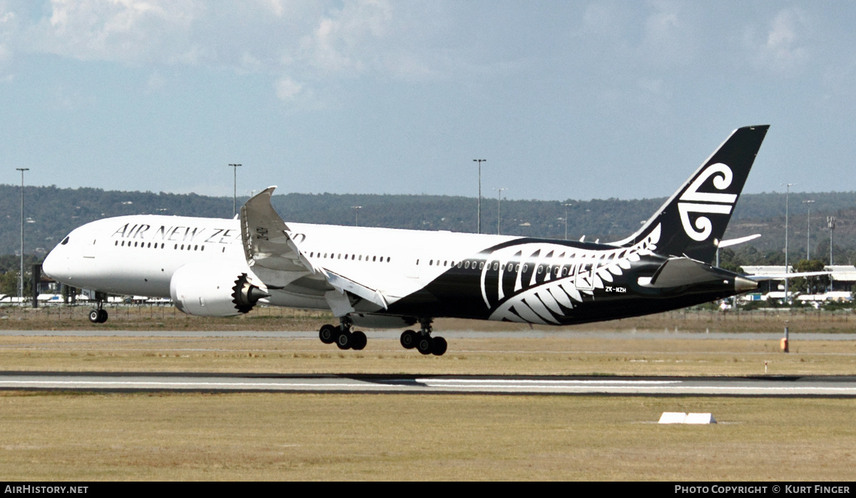 Aircraft Photo of ZK-NZH | Boeing 787-9 Dreamliner | Air New Zealand | AirHistory.net #245906