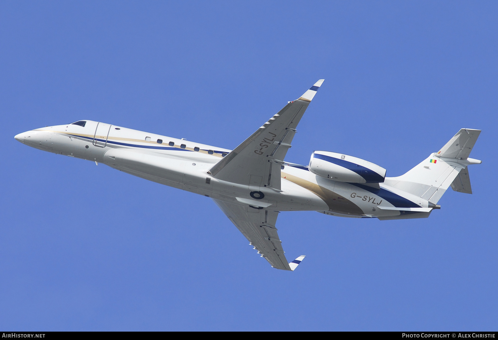 Aircraft Photo of G-SYLJ | Embraer Legacy 600 (EMB-135BJ) | AirHistory.net #245982