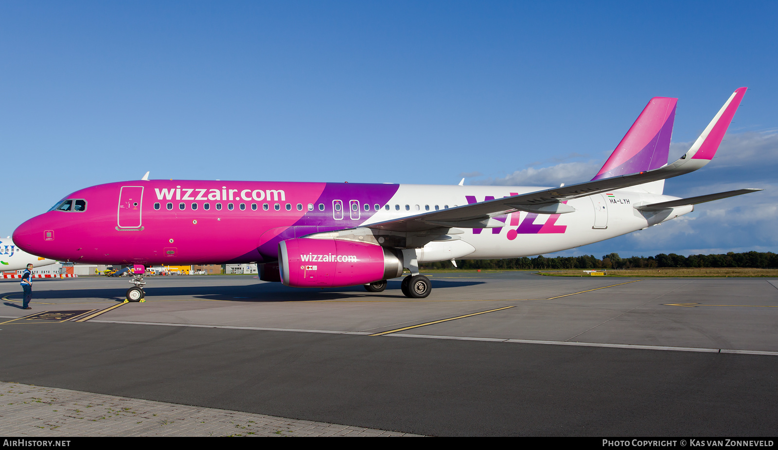 Aircraft Photo of HA-LYH | Airbus A320-232 | Wizz Air | AirHistory.net #246002