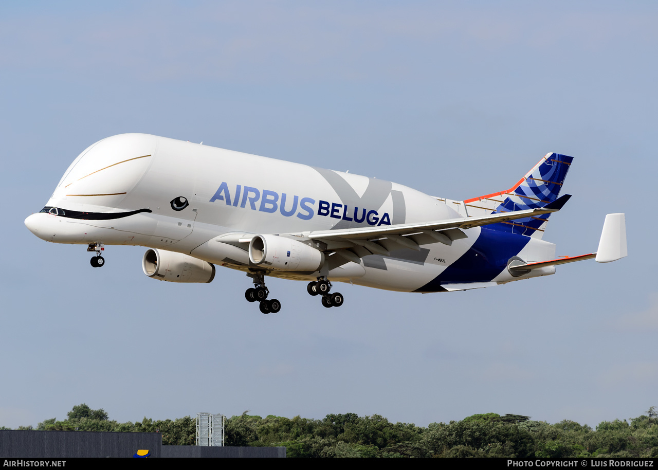 Aircraft Photo of F-WBXL | Airbus A330-743L Beluga XL | Airbus | AirHistory.net #246071