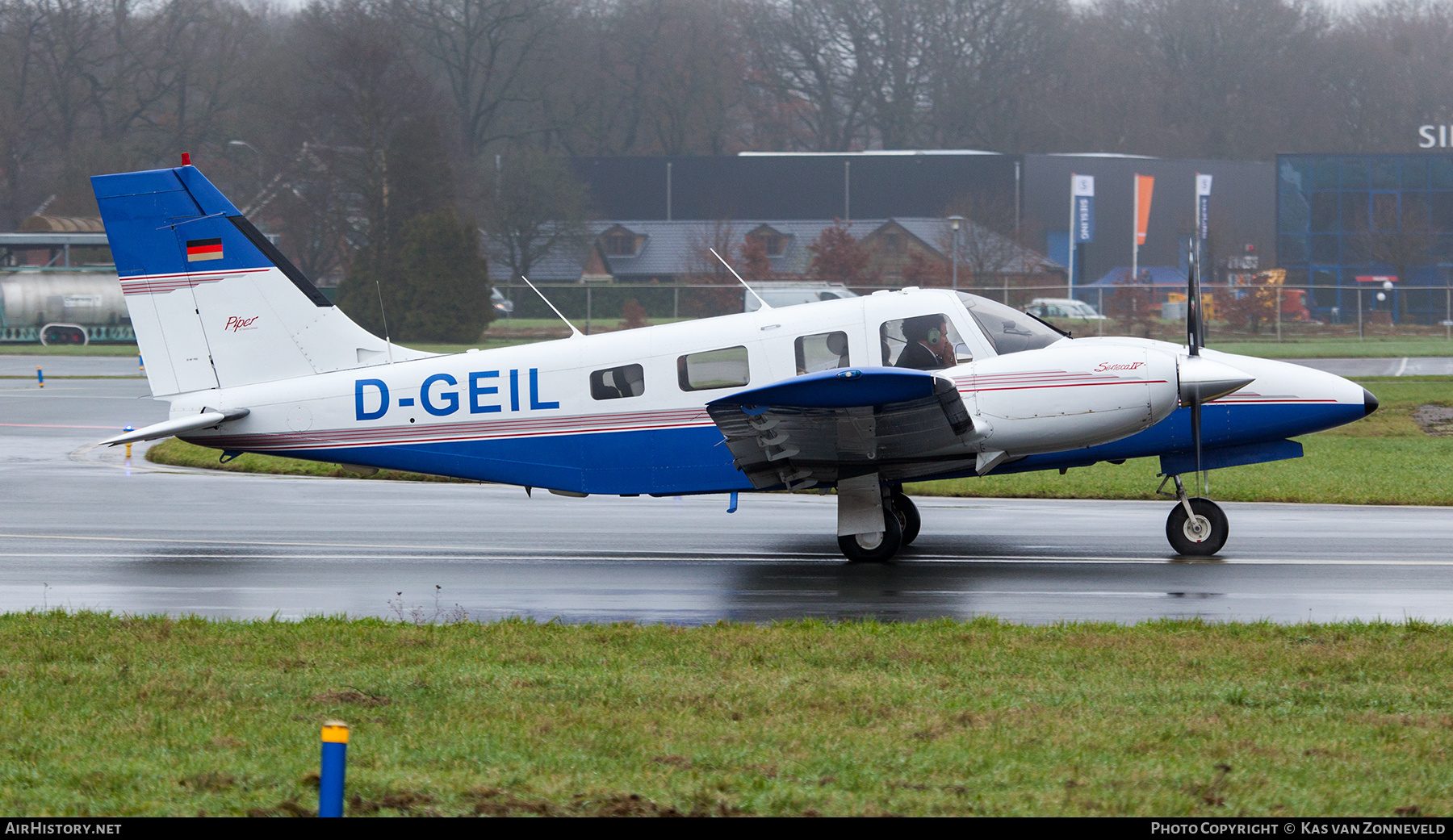 Aircraft Photo of D-GEIL | Piper PA-34-220T Seneca IV | AirHistory.net #246087