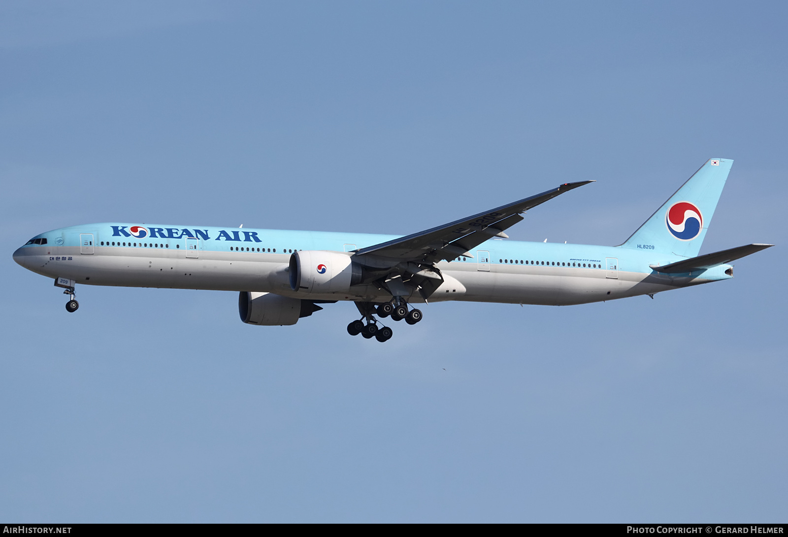 Aircraft Photo of HL8209 | Boeing 777-3B5/ER | Korean Air | AirHistory.net #246142