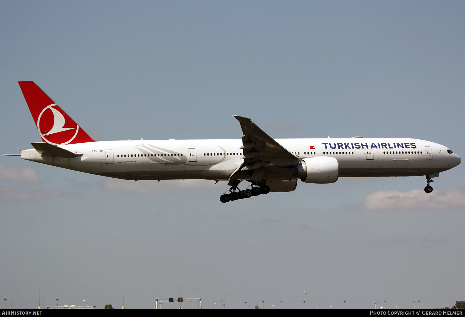 Aircraft Photo of TC-LJG | Boeing 777-3F2/ER | Turkish Airlines | AirHistory.net #246151