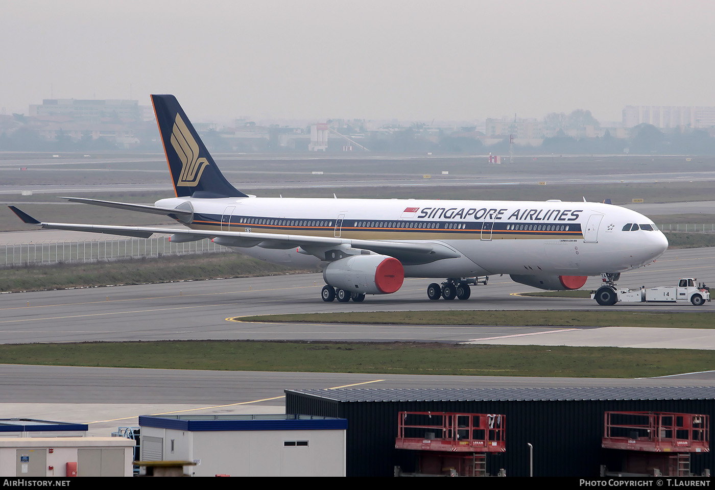 Aircraft Photo of F-WWKZ | Airbus A330-343E | Singapore Airlines | AirHistory.net #246224