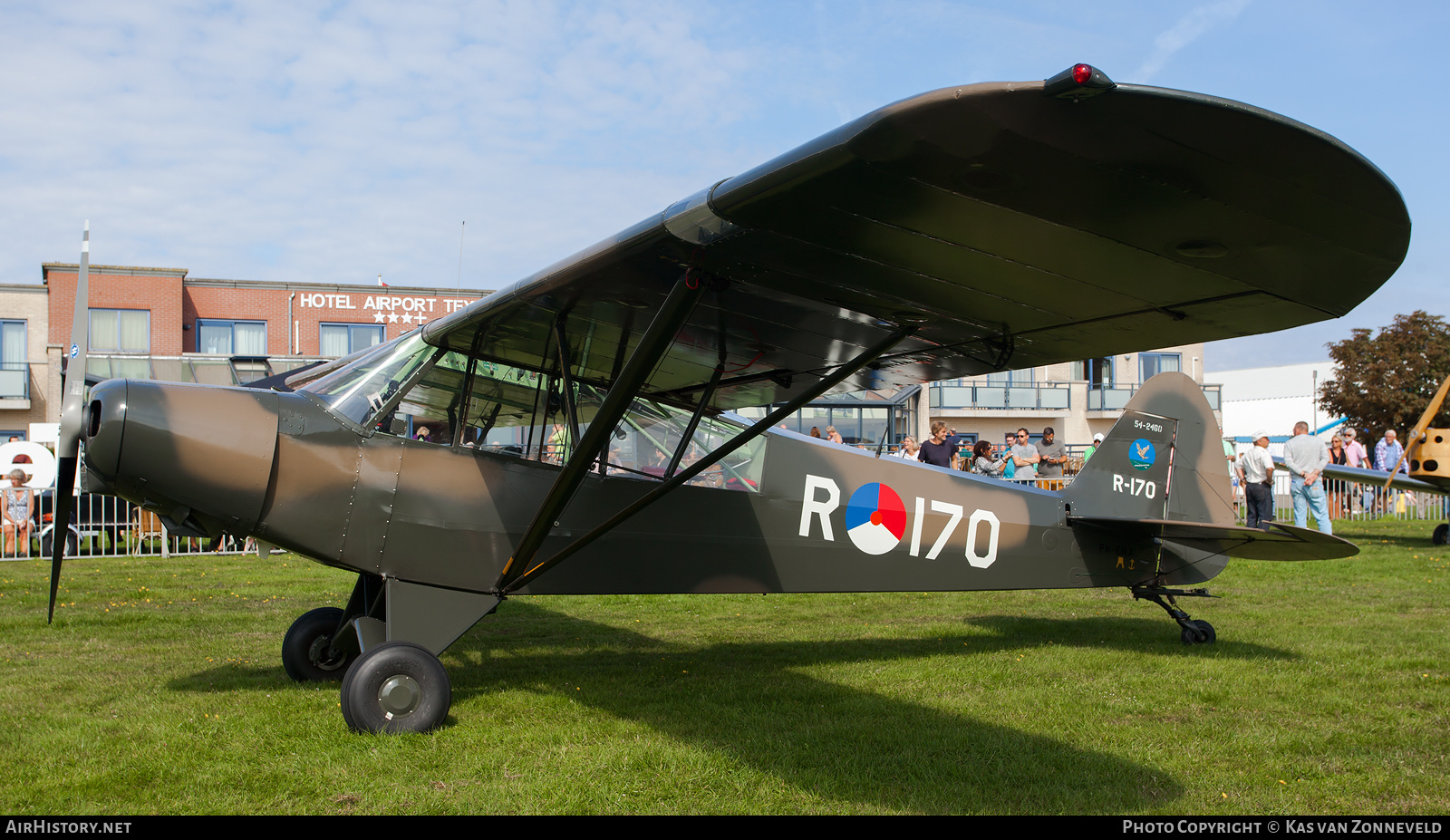 Aircraft Photo of PH-ENJ / R-170 | Piper PA-18-150 Super Cub | Netherlands - Air Force | AirHistory.net #246296