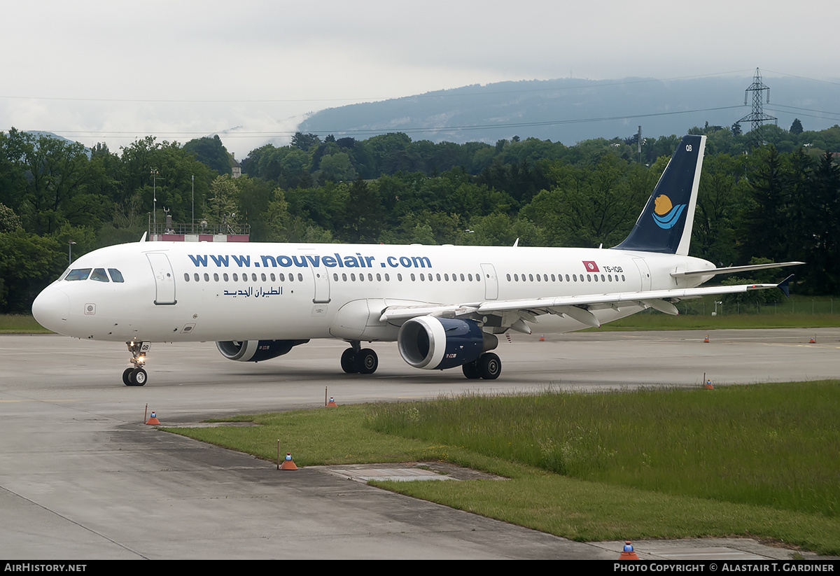 Aircraft Photo of TS-IQB | Airbus A321-211 | Nouvelair Tunisie | AirHistory.net #246303