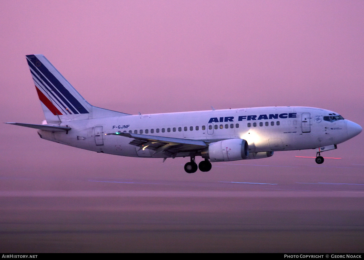 Aircraft Photo of F-GJNF | Boeing 737-528 | Air France | AirHistory.net #246330