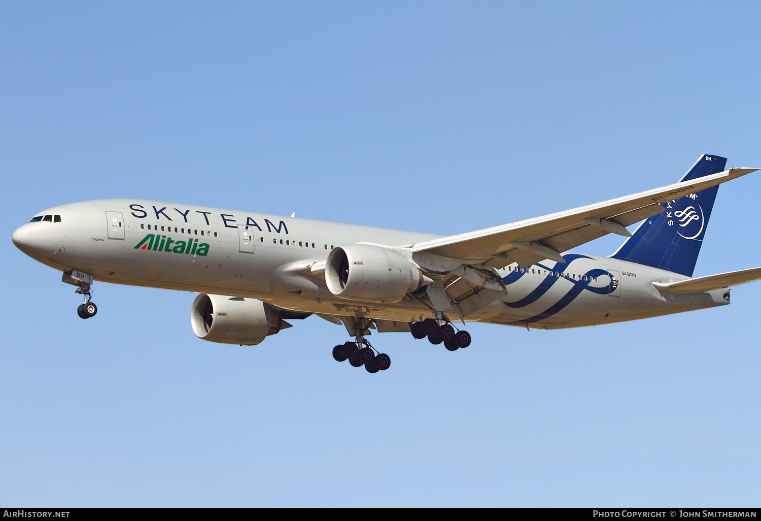 Aircraft Photo of EI-DDH | Boeing 777-243/ER | Alitalia | AirHistory.net #246417