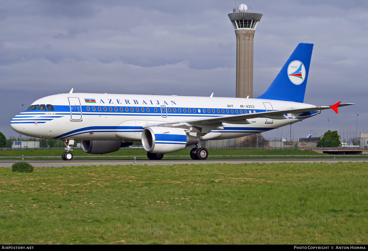 Aircraft Photo of 4K-AZ03 | Airbus A319-111 | Azerbaijan Airlines - AZAL - AHY | AirHistory.net #246500