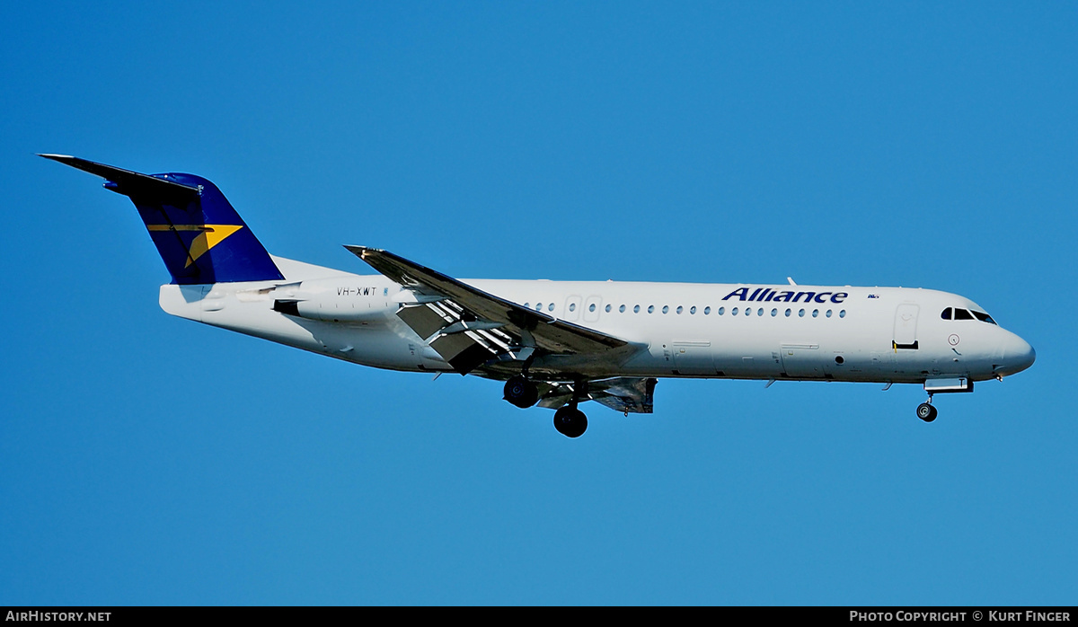 Aircraft Photo of VH-XWT | Fokker F28-1000 Fellowship | Alliance Airlines | AirHistory.net #246588