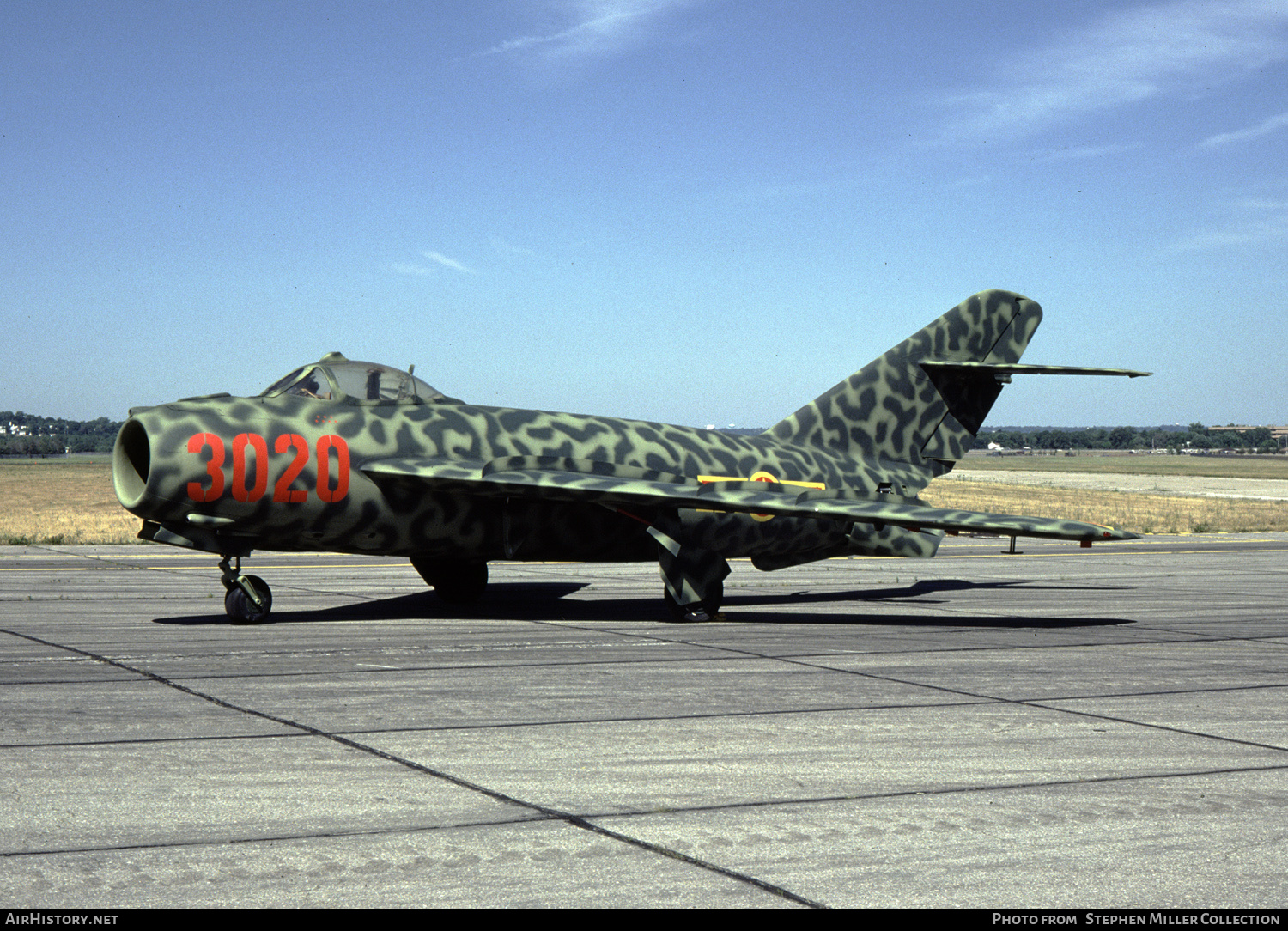 Aircraft Photo of 3020 | Mikoyan-Gurevich MiG-17F | Vietnam - Air Force | AirHistory.net #246607